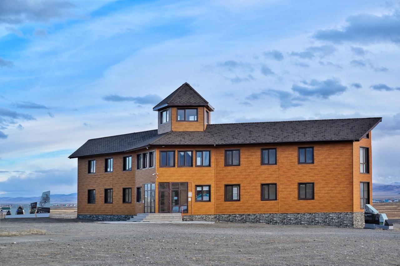 Vizit-Tsentr Sailugemskiy Hotel Kosh-Agach Exterior photo